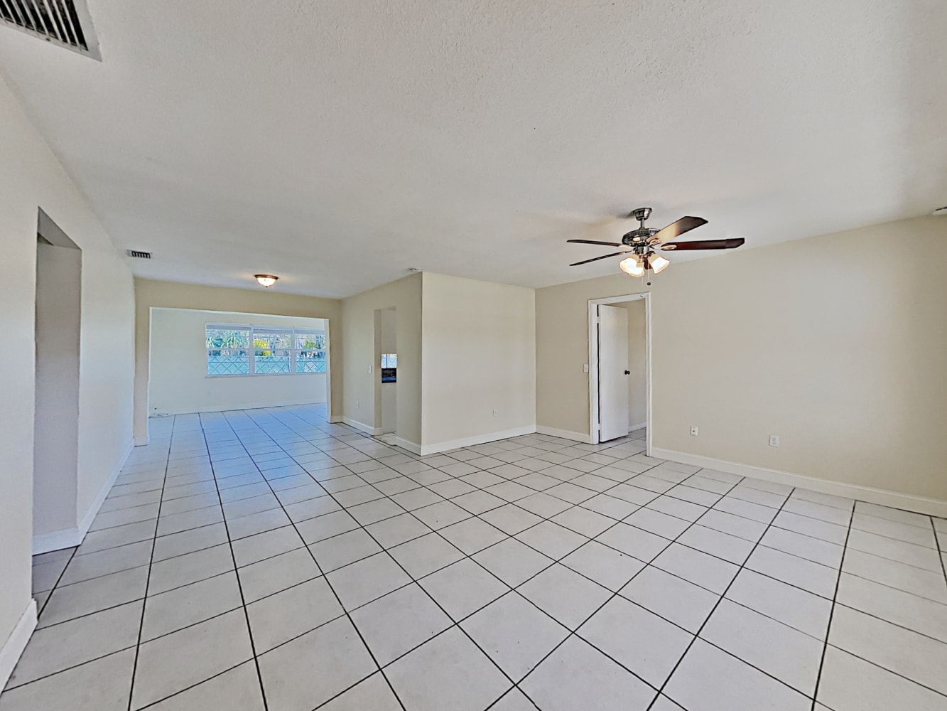 10641 NW 27th Ct Sunrise photo 3