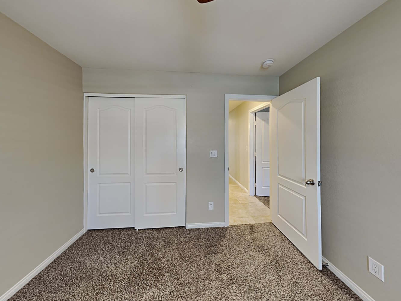 1072 Sapphire Sky Ct Henderson photo 8