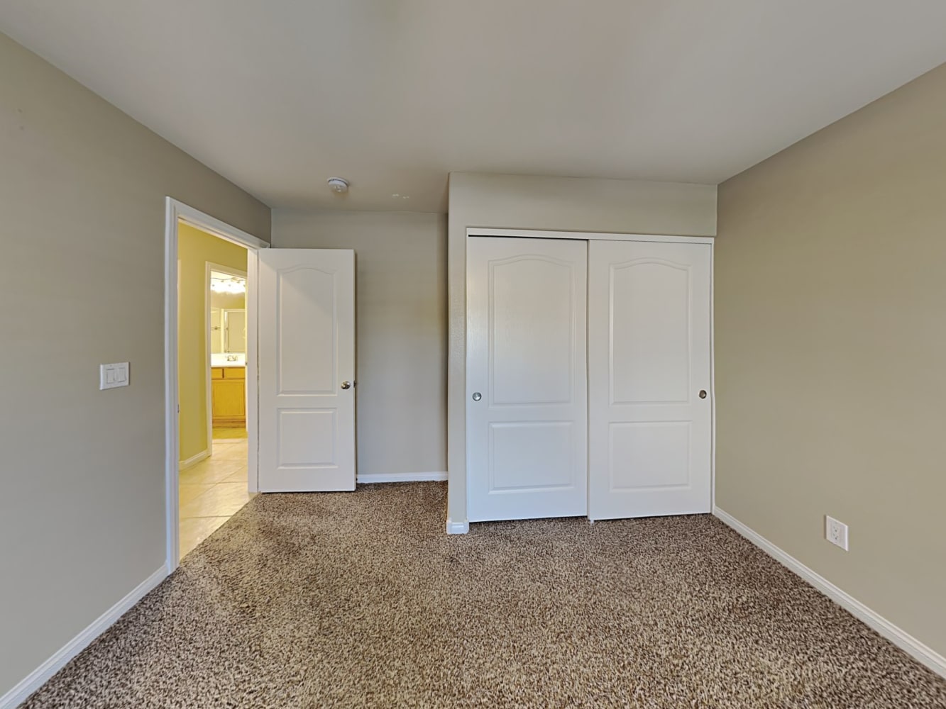 1072 Sapphire Sky Ct Henderson photo 12