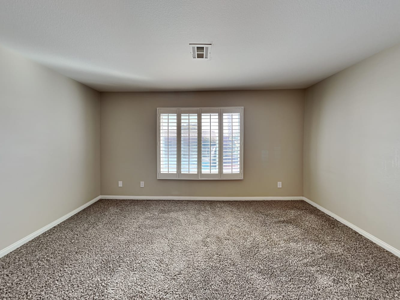 1072 Sapphire Sky Ct Henderson photo 9