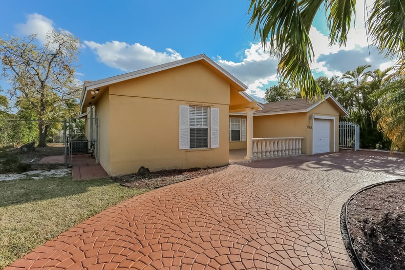 11218 SW 167th St Miami photo 2
