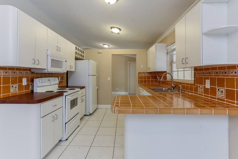 11218 SW 167th St Miami photo 3
