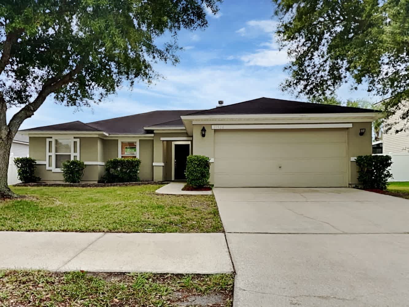 11526 Brian Lakes Dr, Jacksonville