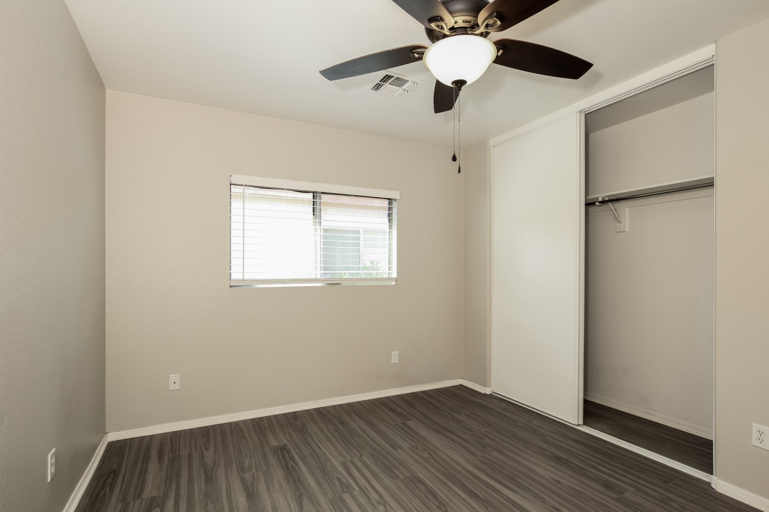 11530 W Flores Dr El Mirage photo 8