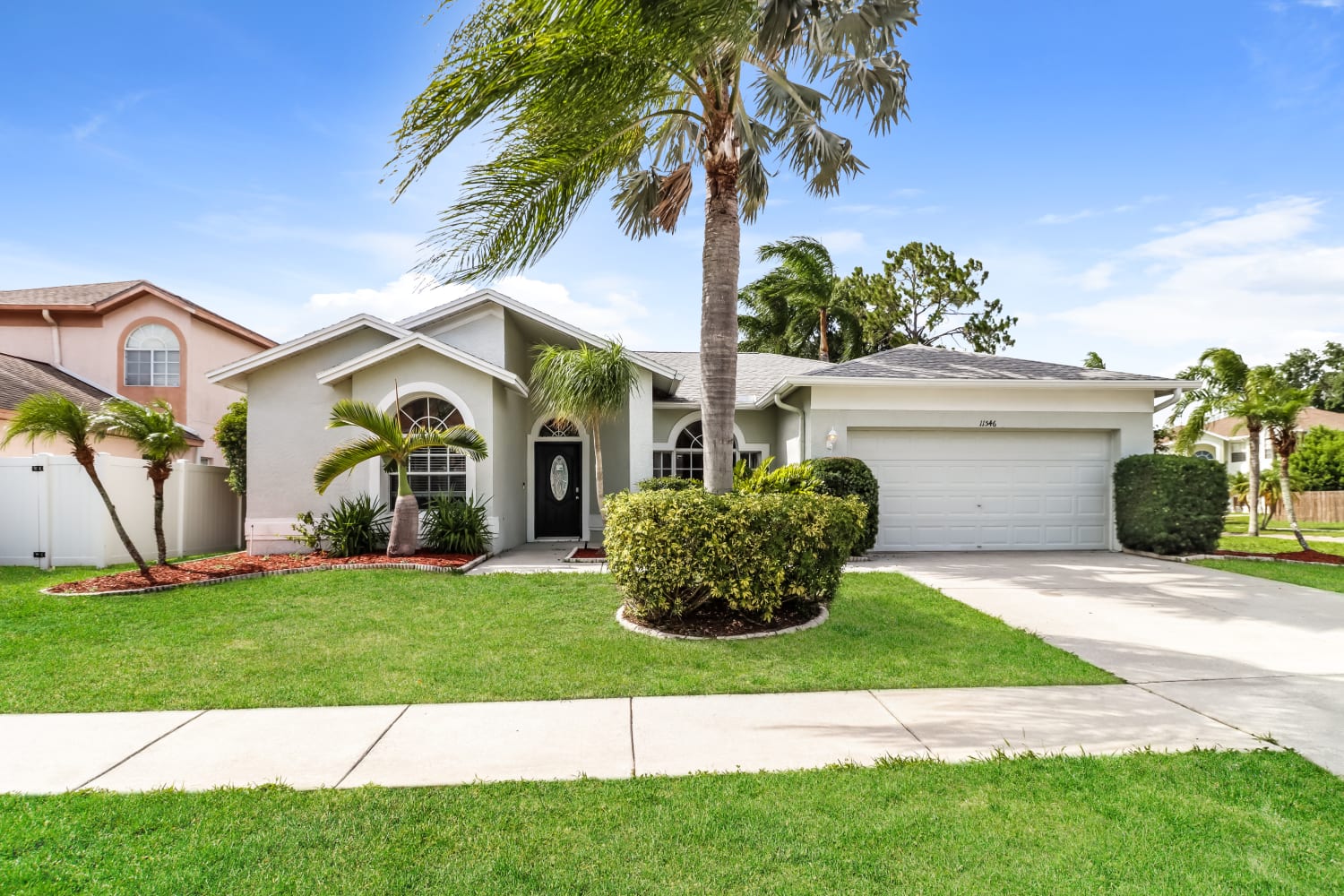 11546 Glenmont Dr, Tampa