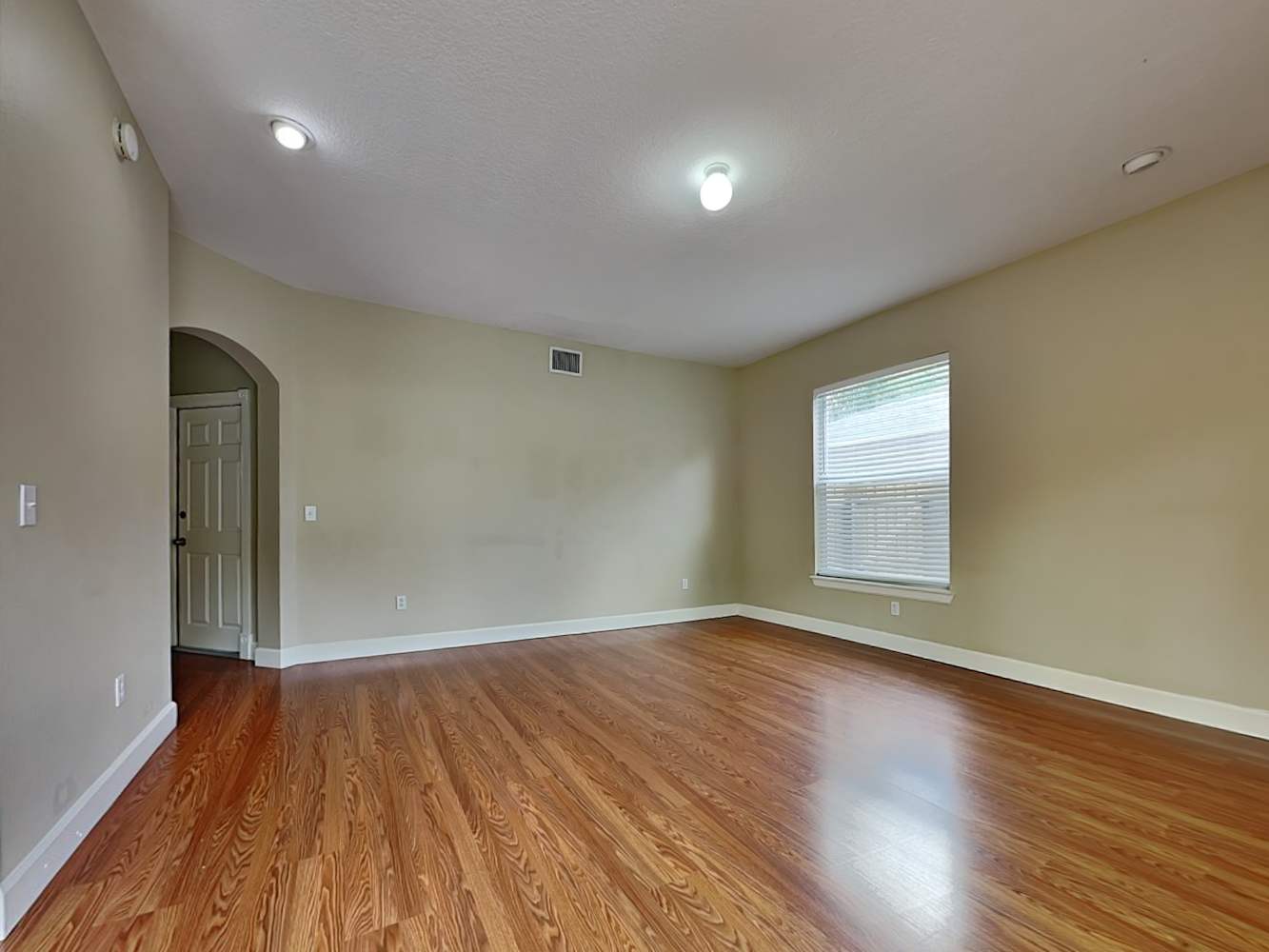 11926 Lark Song Loop Riverview photo 4