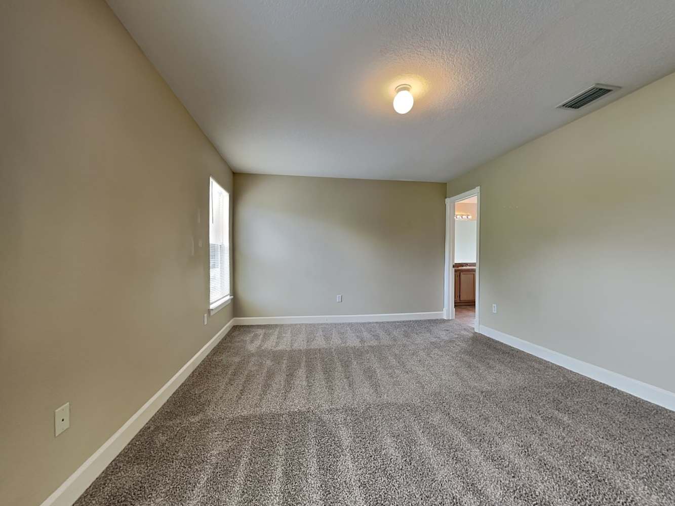 11926 Lark Song Loop Riverview photo 10