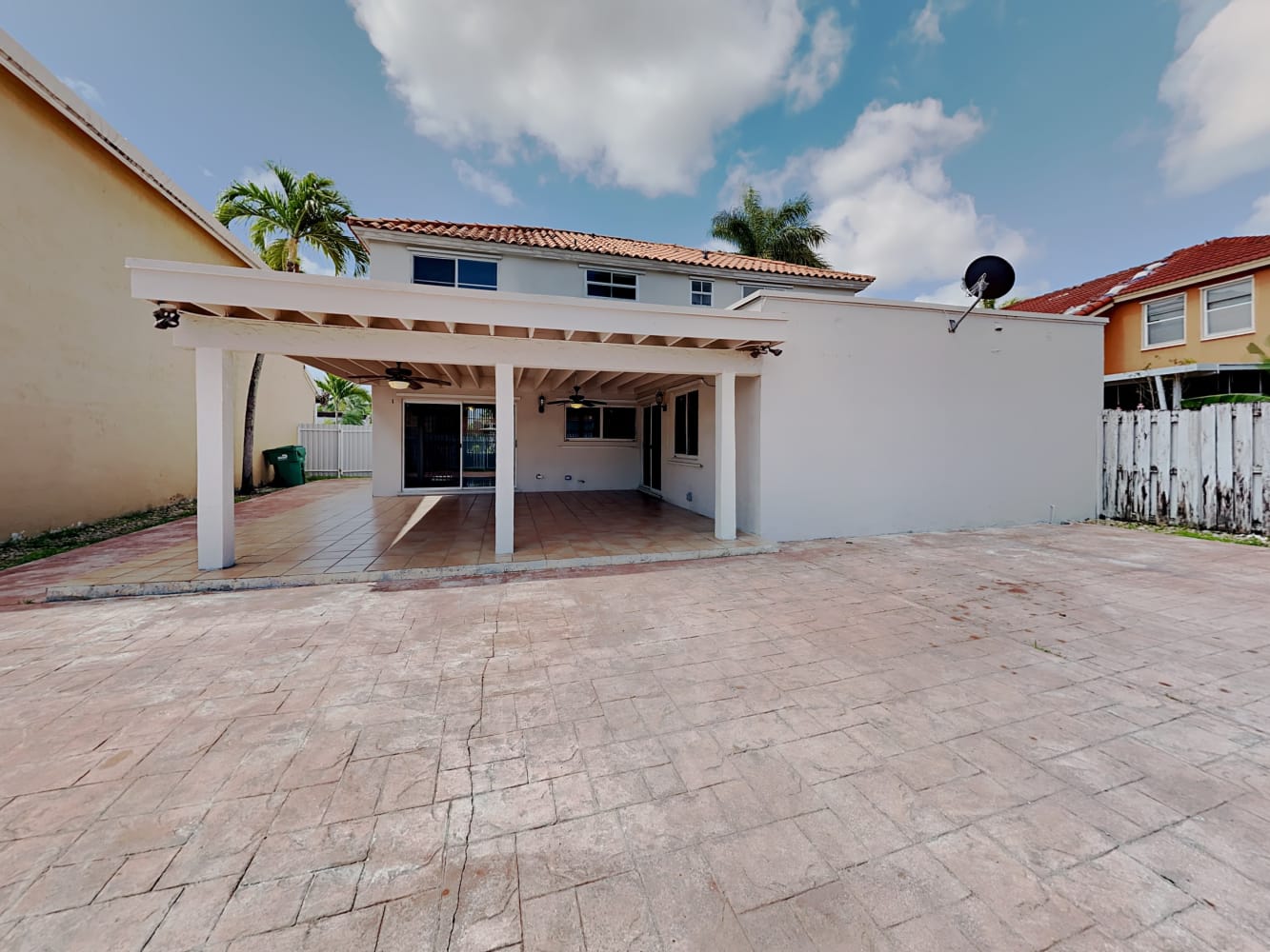12451 NW 7th St Miami photo 18