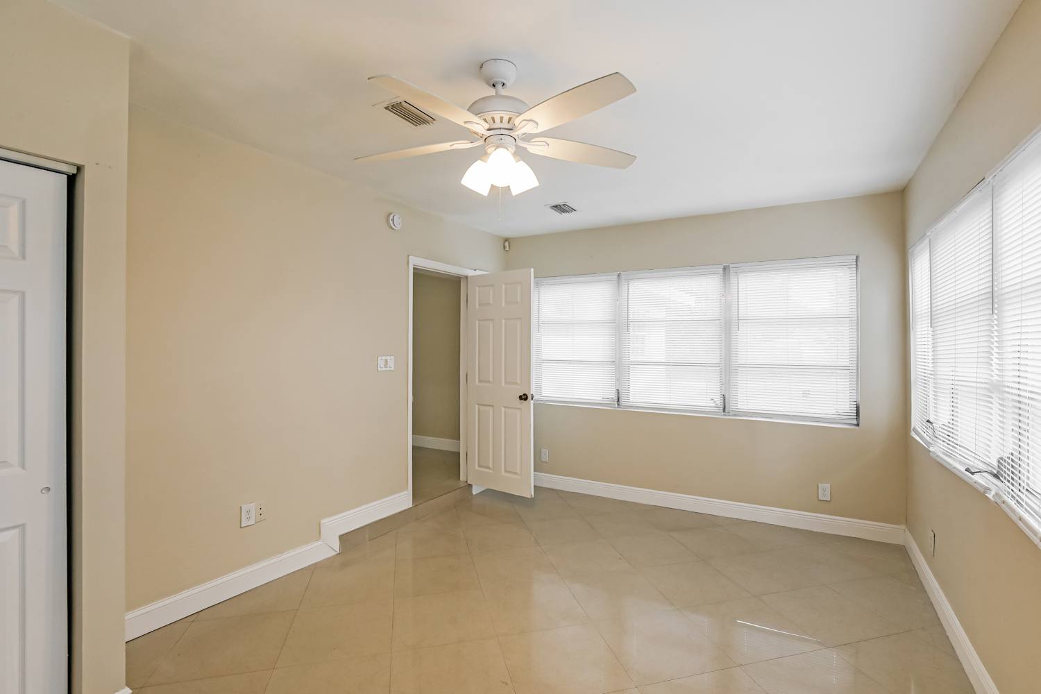 1251 SW 9th Ave Deerfield Beach photo 9