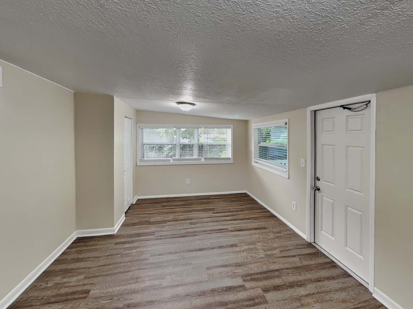 1317 S Mellonville Ave Sanford photo 7