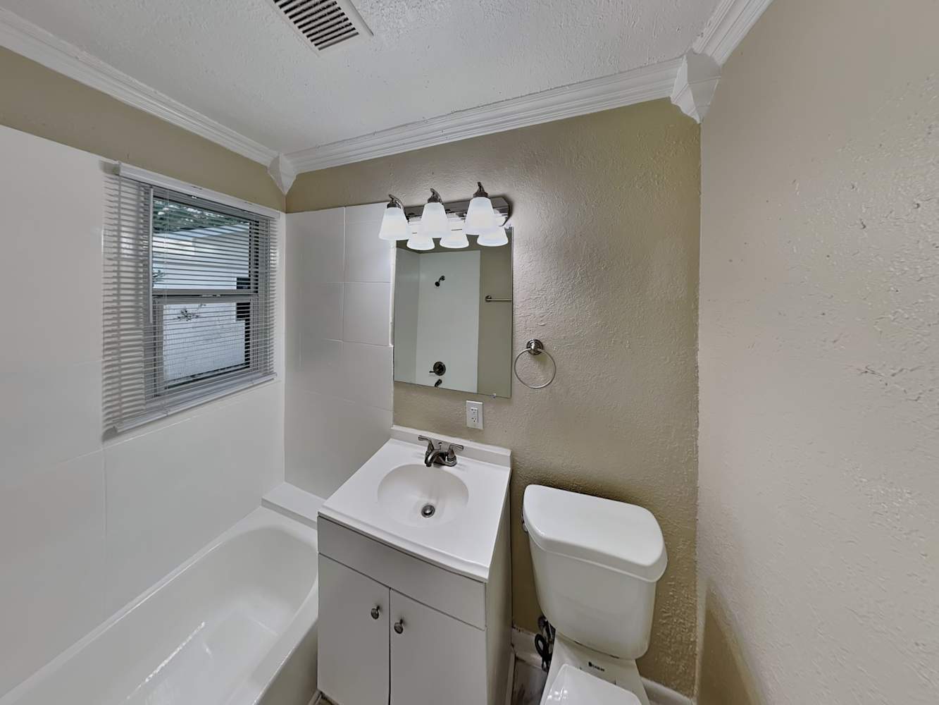 1317 S Mellonville Ave Sanford photo 14