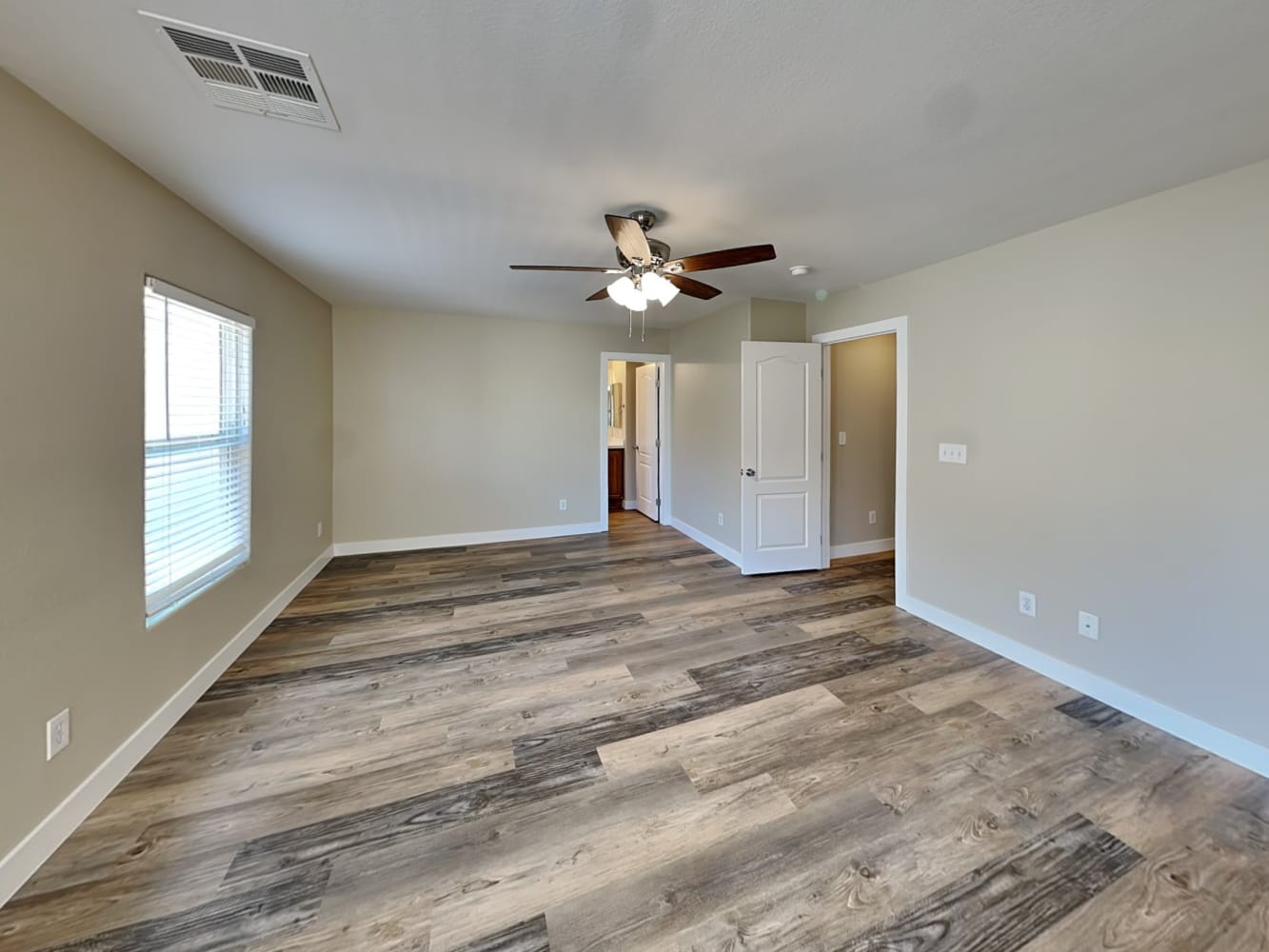 133 Gilliflower Ave Las Vegas photo 8