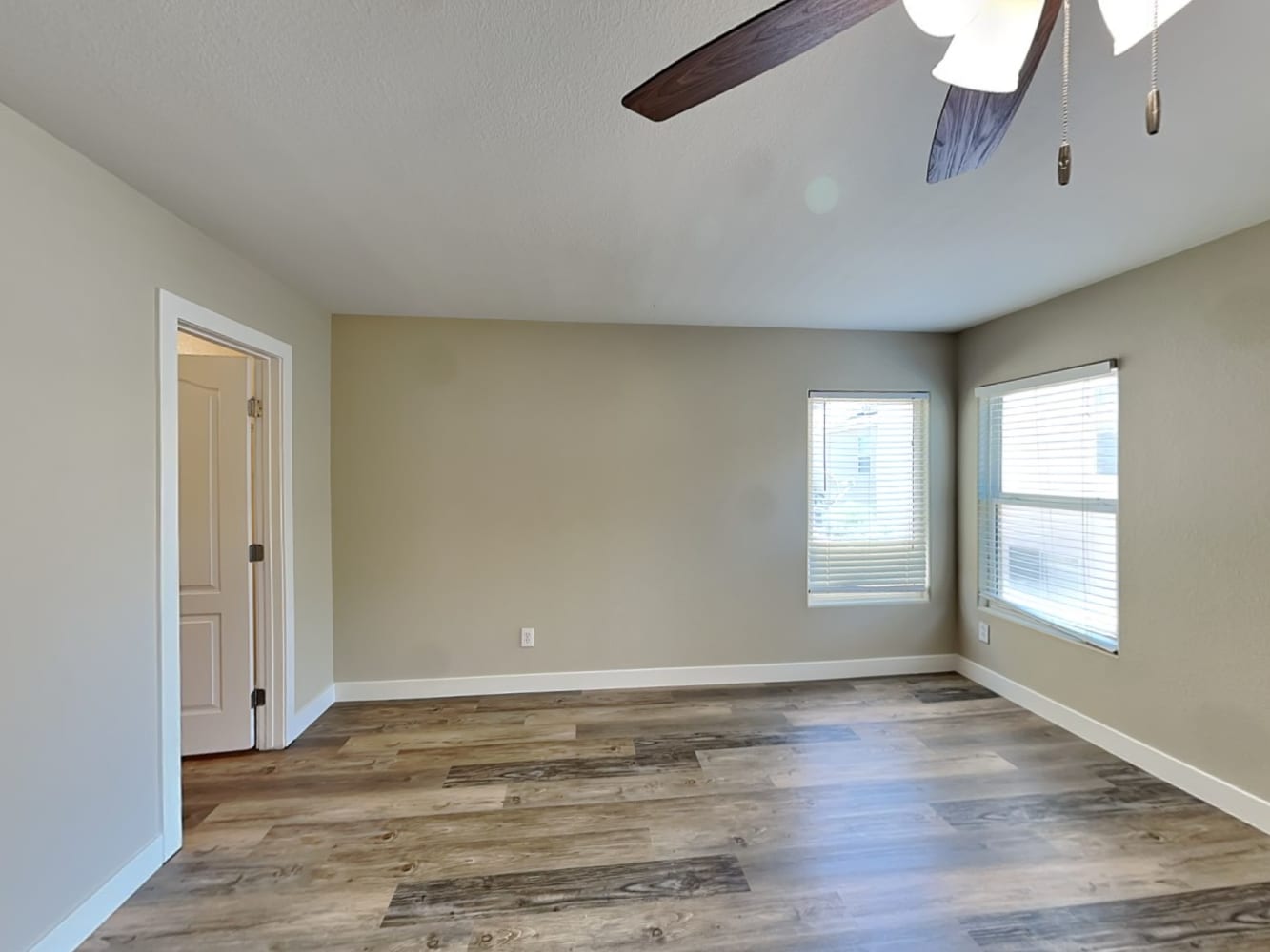133 Gilliflower Ave Las Vegas photo 7