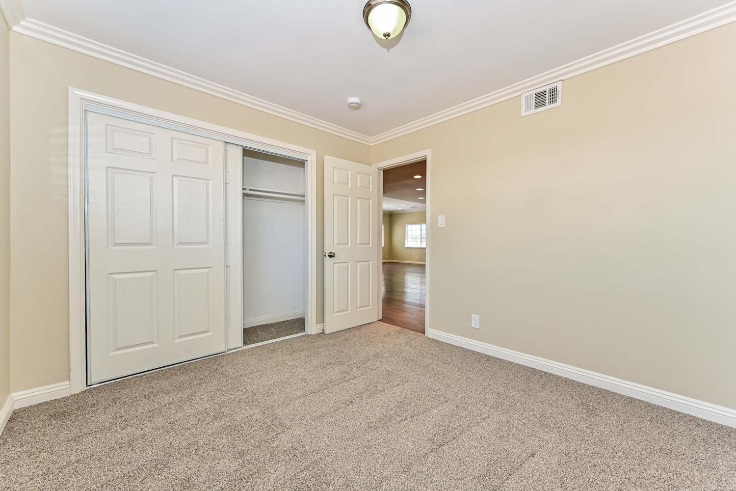 13425 Ebell St Van Nuys photo 13