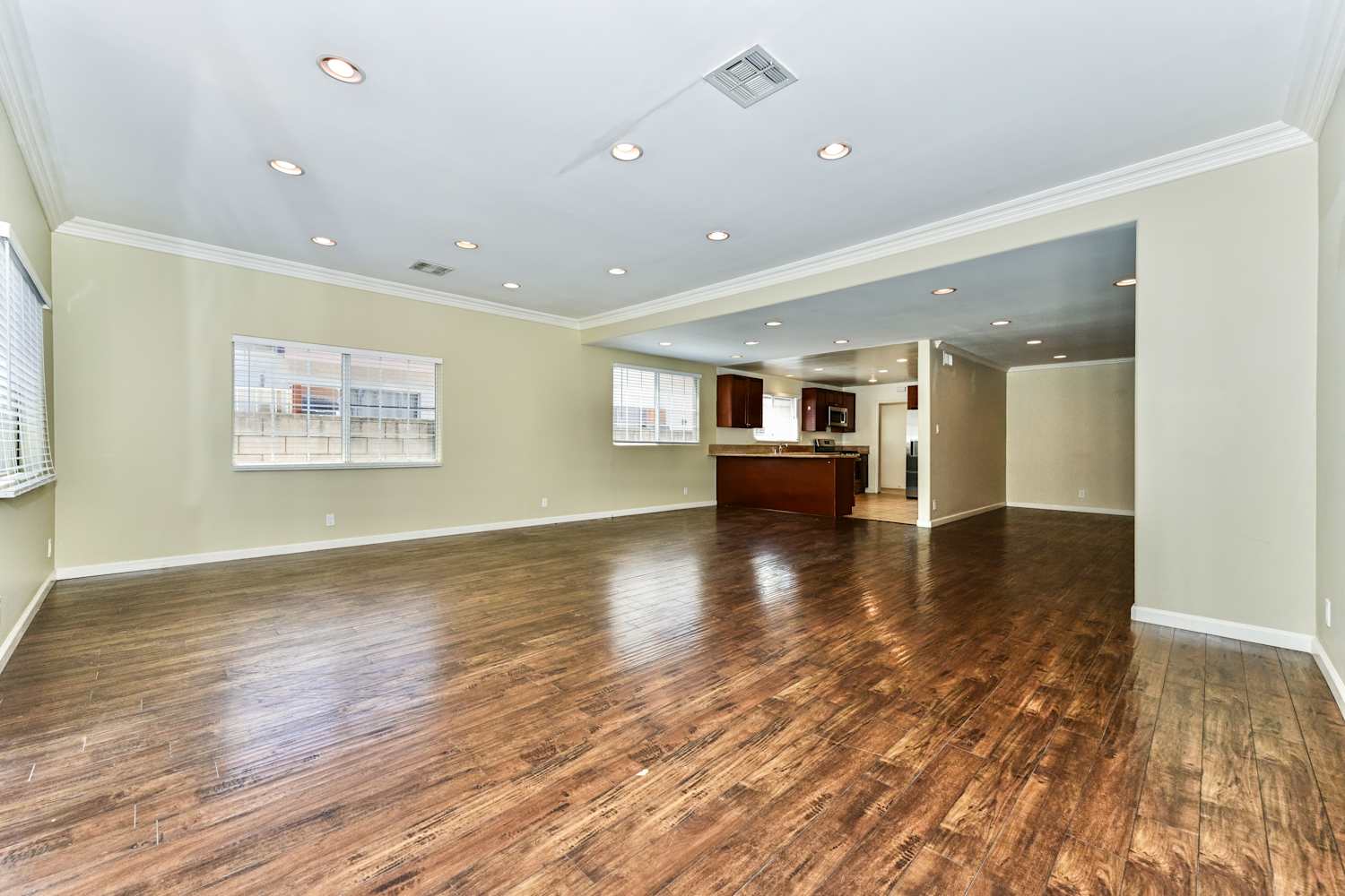 13425 Ebell St Van Nuys photo 8
