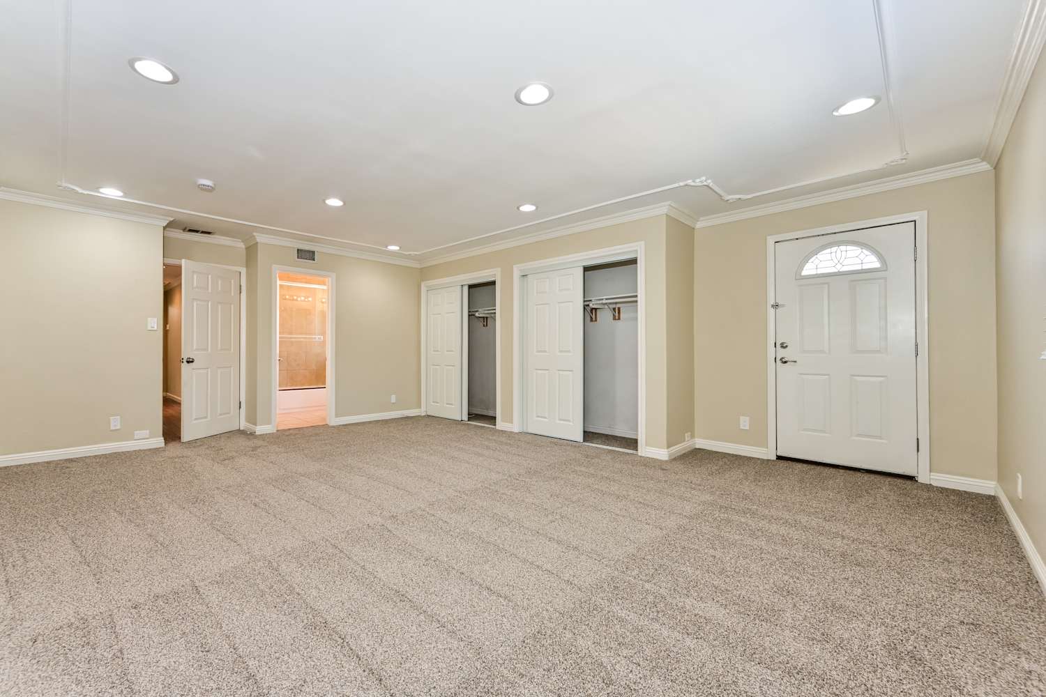 13425 Ebell St Van Nuys photo 4