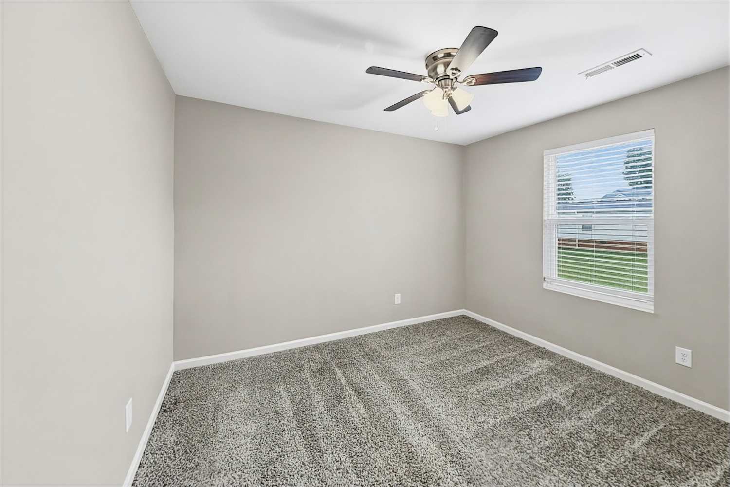 1357 Steven Dr Salisbury photo 14