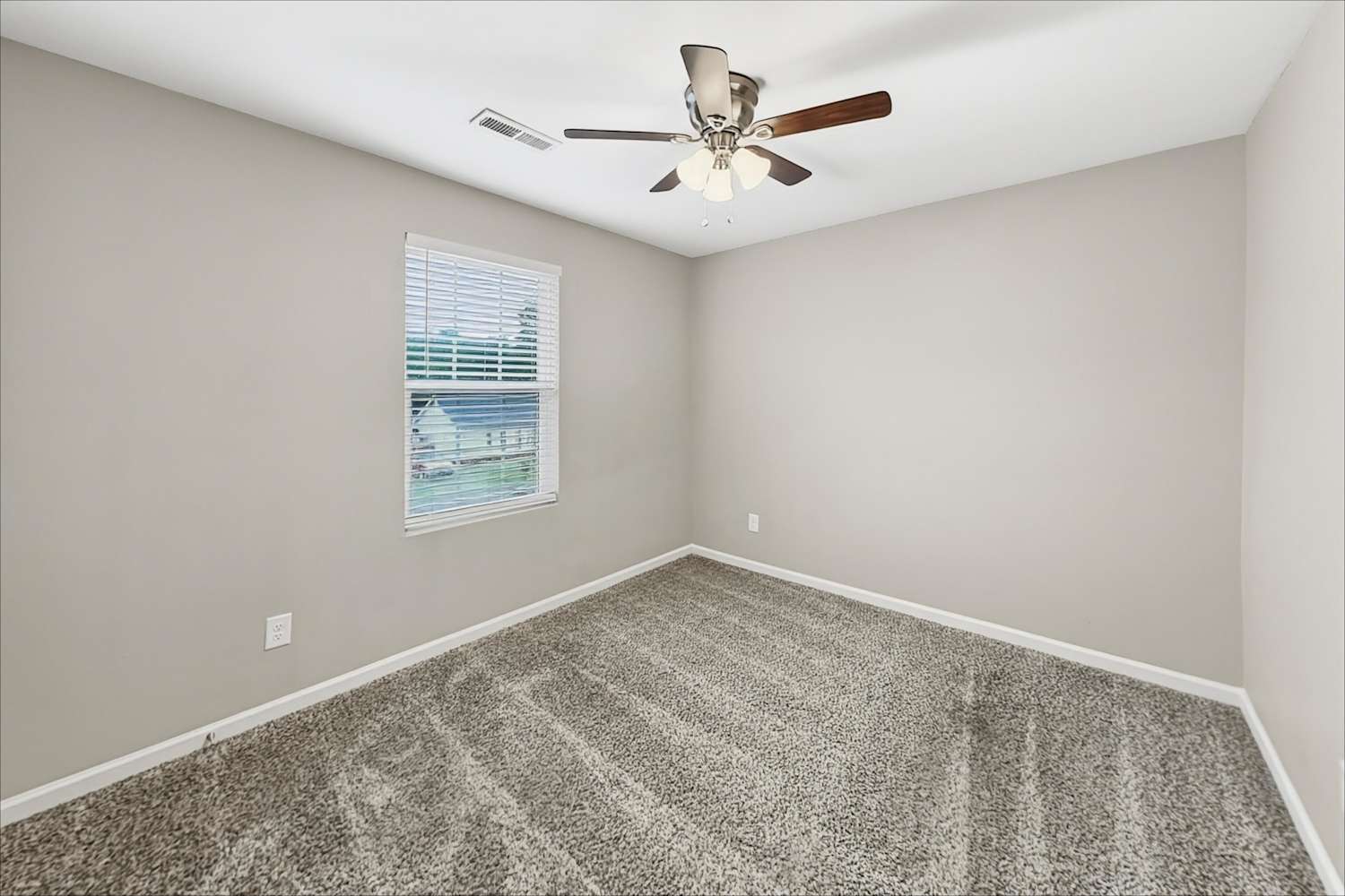 1357 Steven Dr Salisbury photo 16