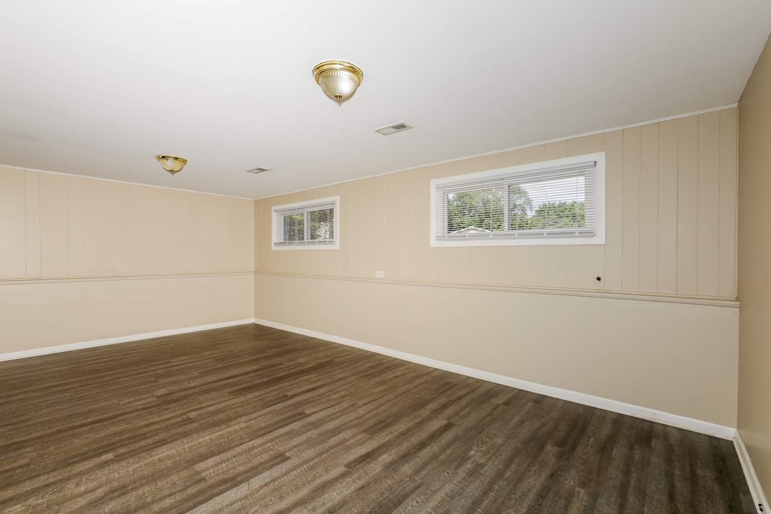 1381 Alberta Ct Glendale Heights photo 9