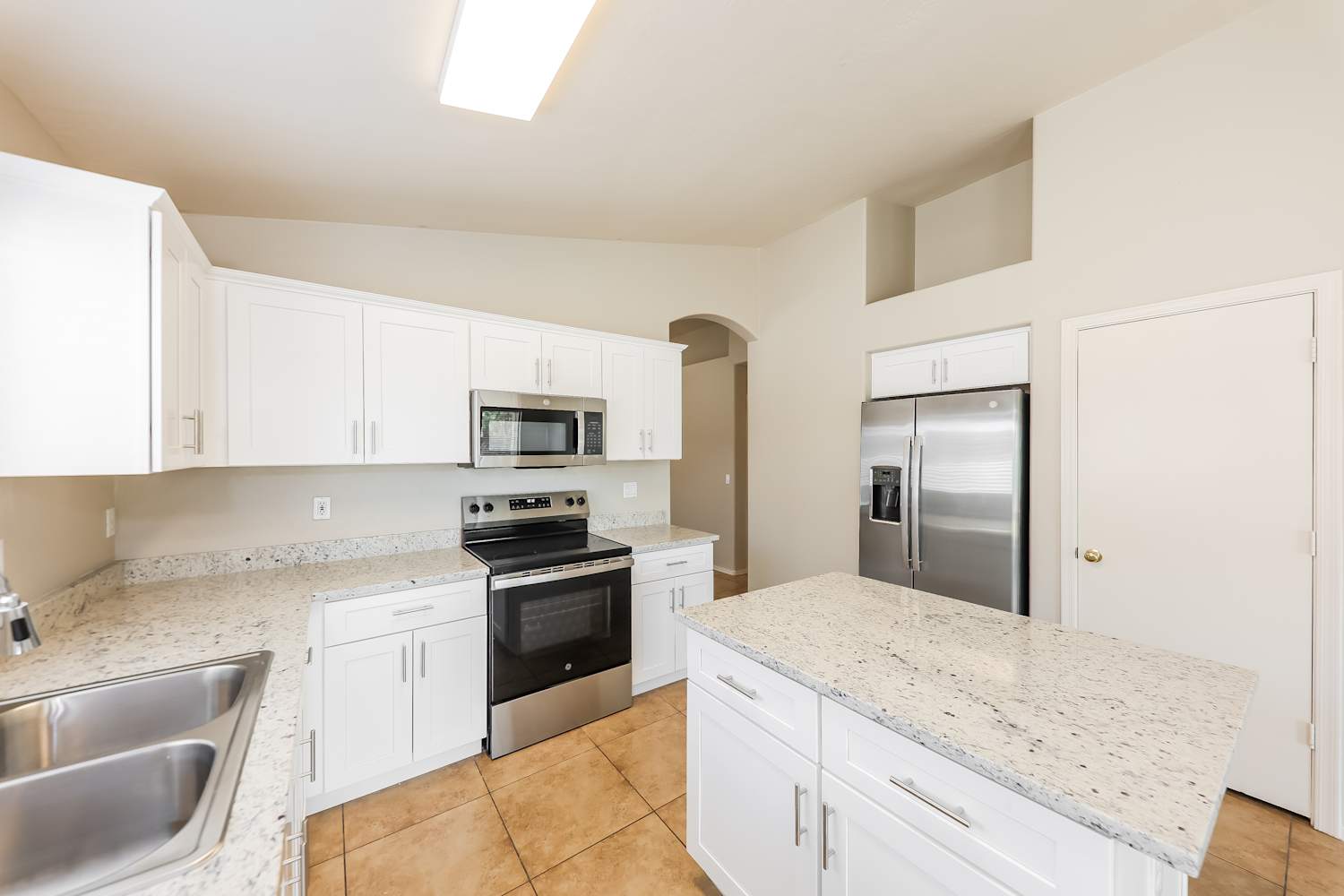 14807 W Acapulco Ln Surprise photo 7