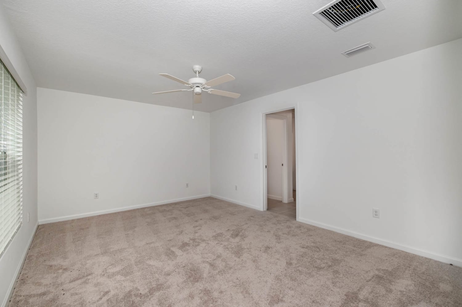 1515 Diablo Cir SW Palm Bay photo 13
