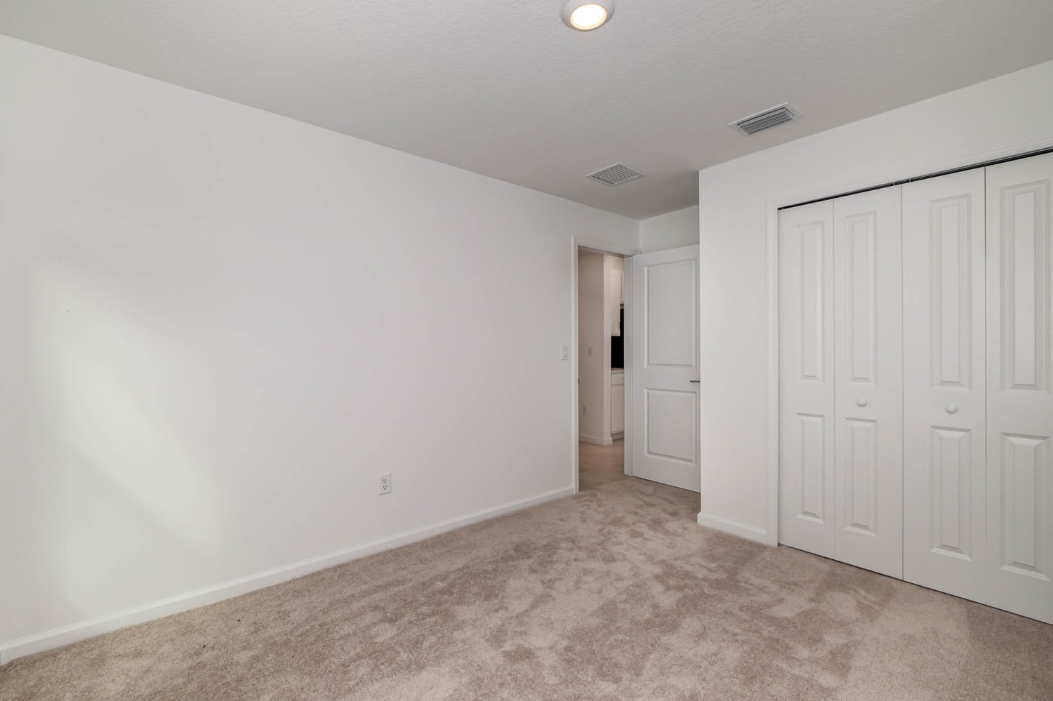 1515 Diablo Cir SW Palm Bay photo 12