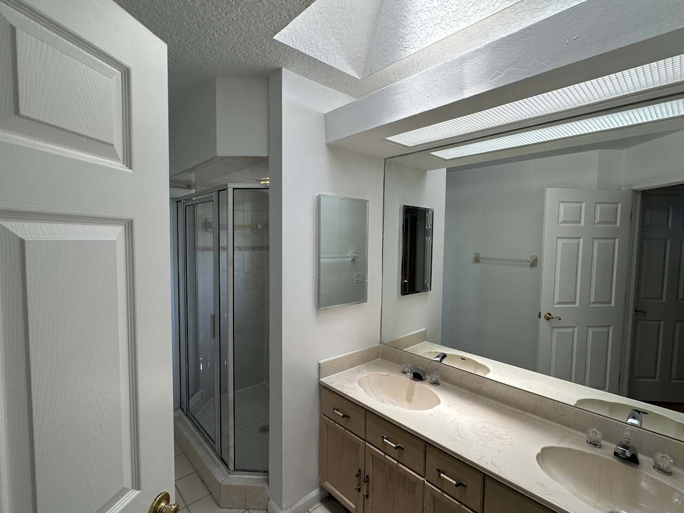 1566 Hollyhock Rd Wellington photo 17