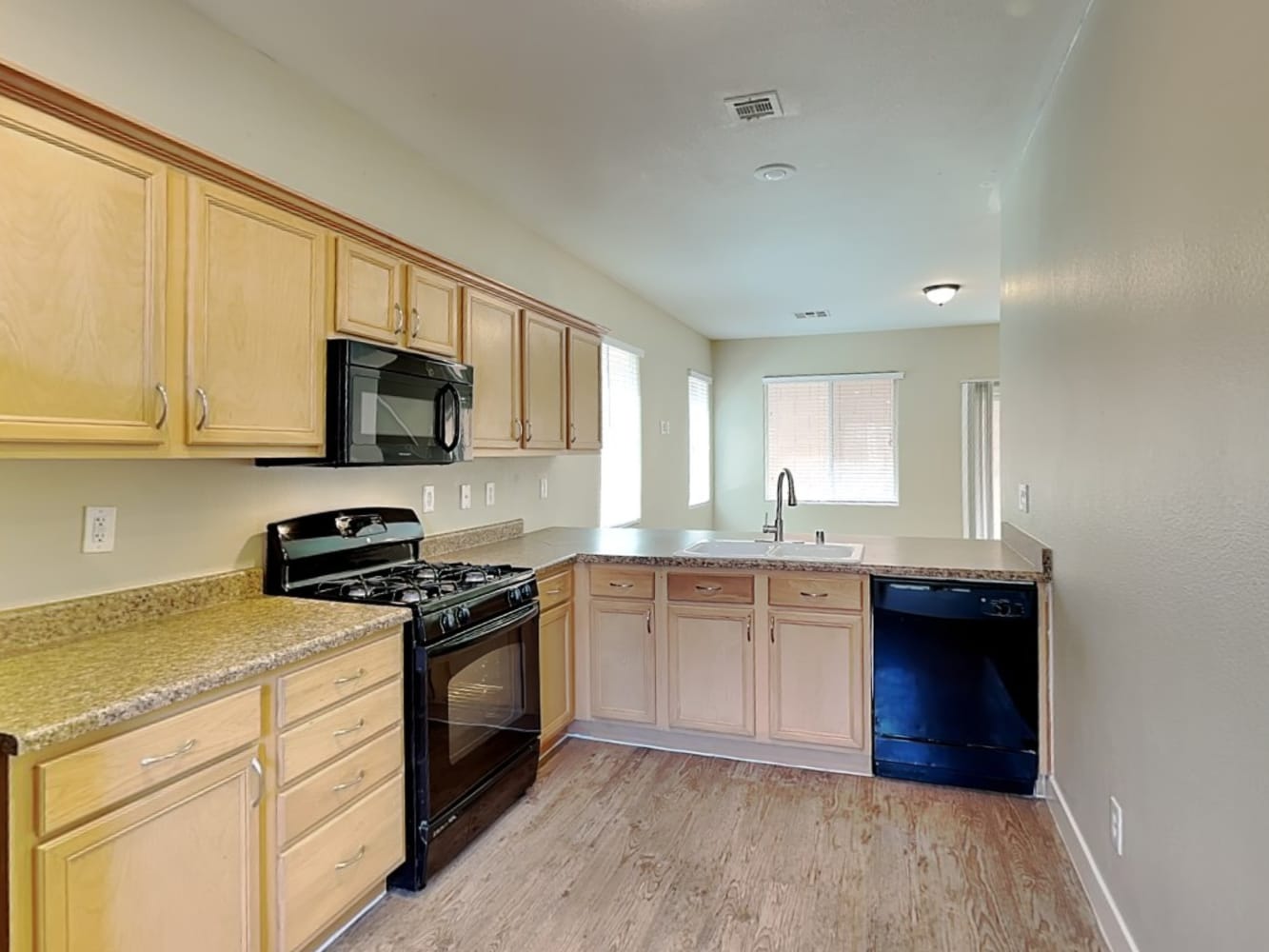 157 Almond Ridge Pl Henderson photo 7