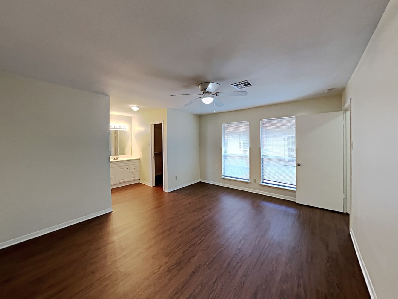 15834 Fox Springs Dr Houston photo 12