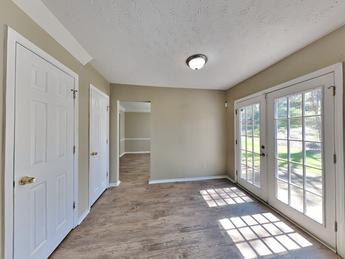 1600 Kennons Hill Ct Stone Mountain photo 9