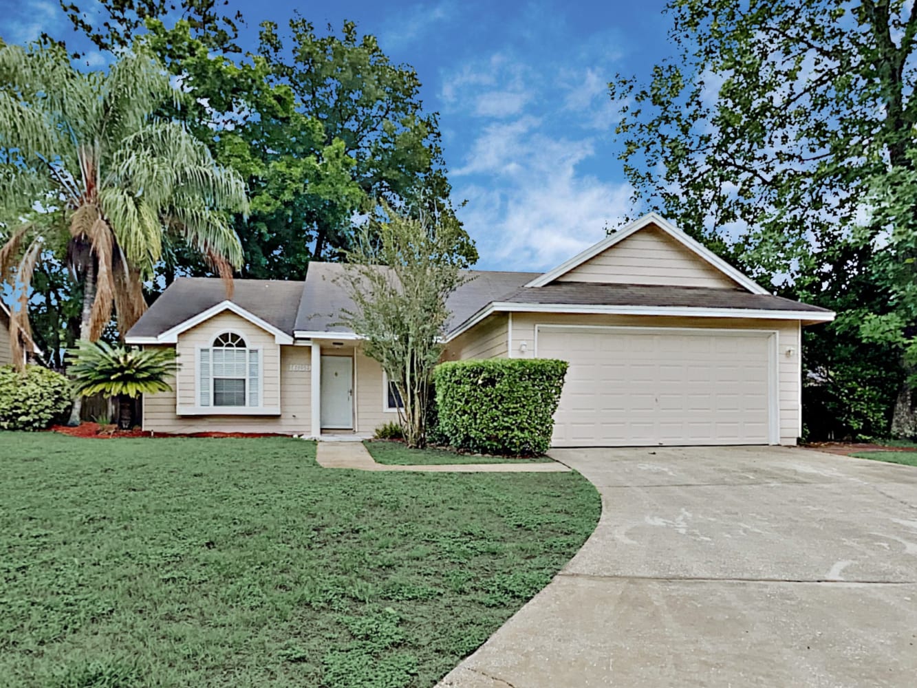 1689 Chandelier Cir E, Jacksonville
