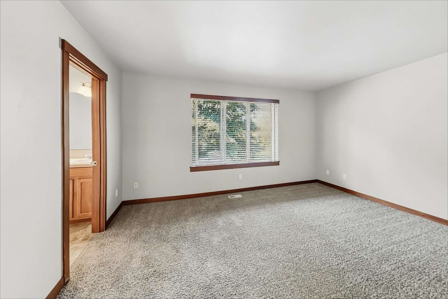 17422 14th Ave SE Bothell photo 8