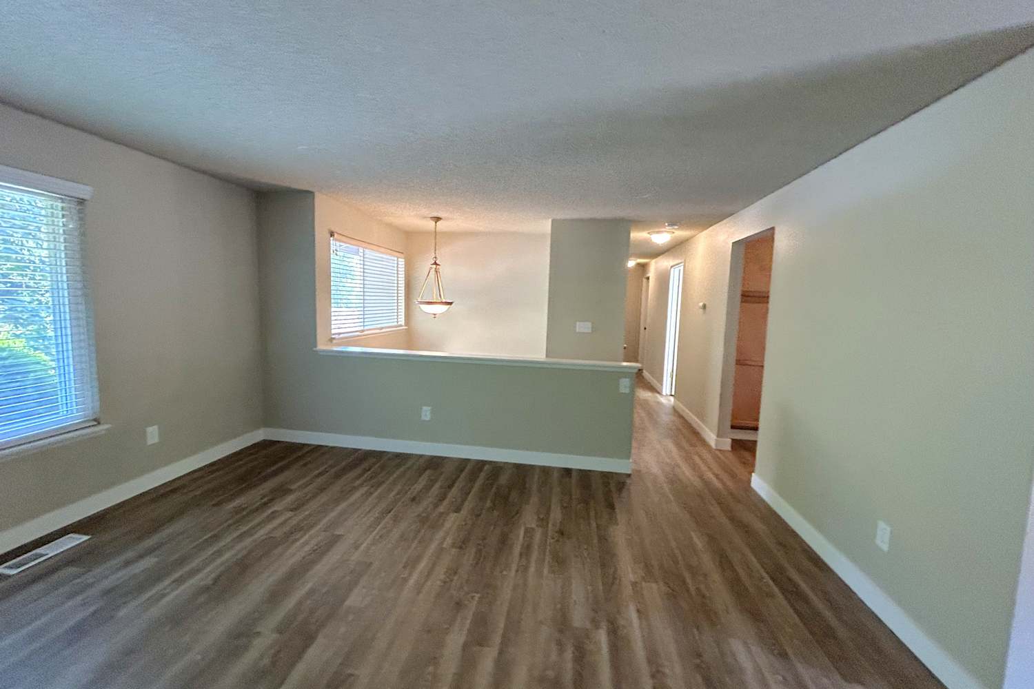 17712 159th Ave SE Renton photo 8
