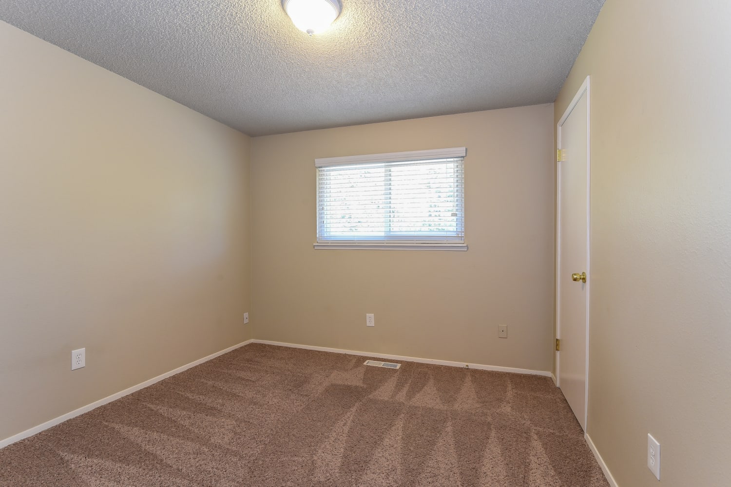 17712 159th Ave SE Renton photo 9
