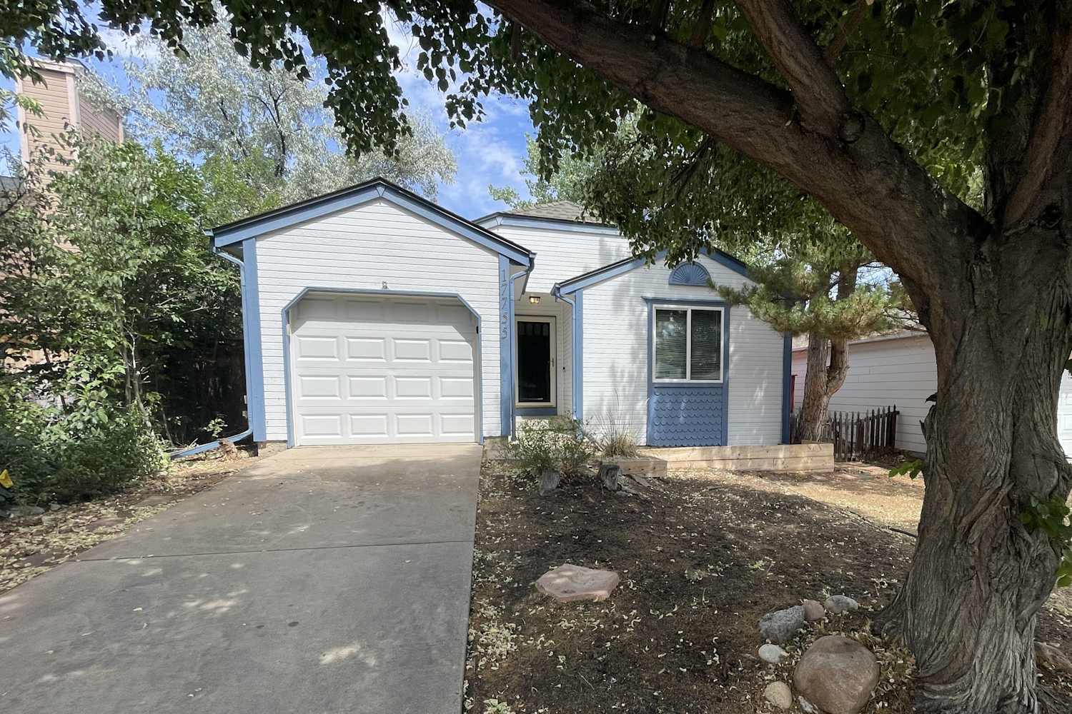 17755 E Cornell Drive Aurora photo 1