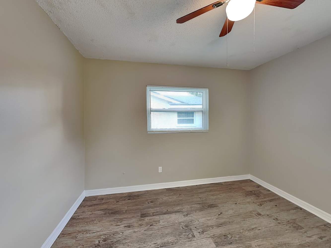 1856 Greenhill Dr Clearwater photo 15