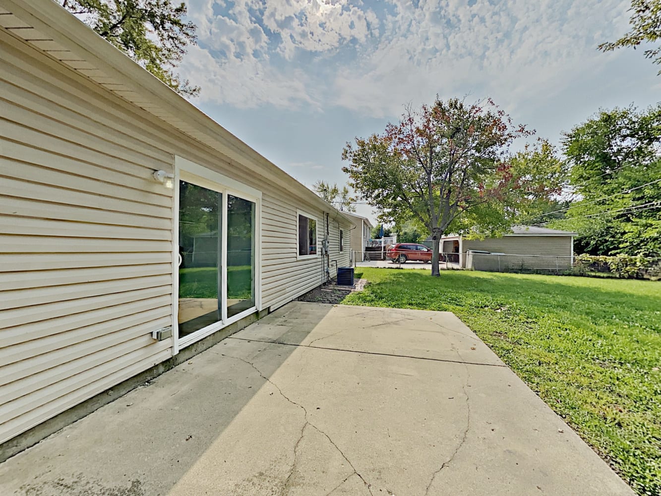 202 Mayfield Dr Streamwood photo 15