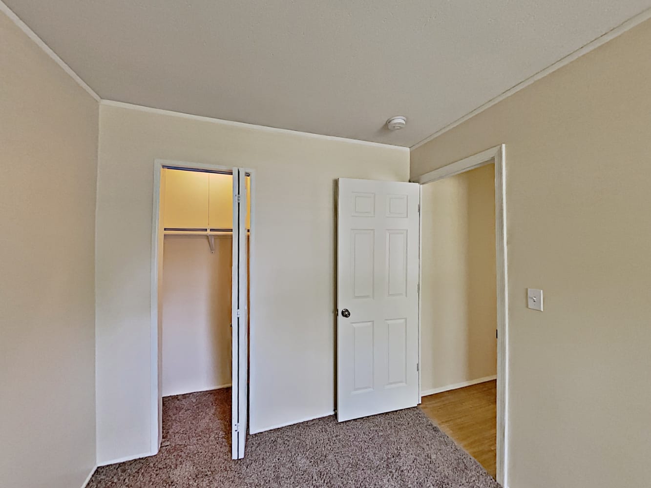 202 Mayfield Dr Streamwood photo 12