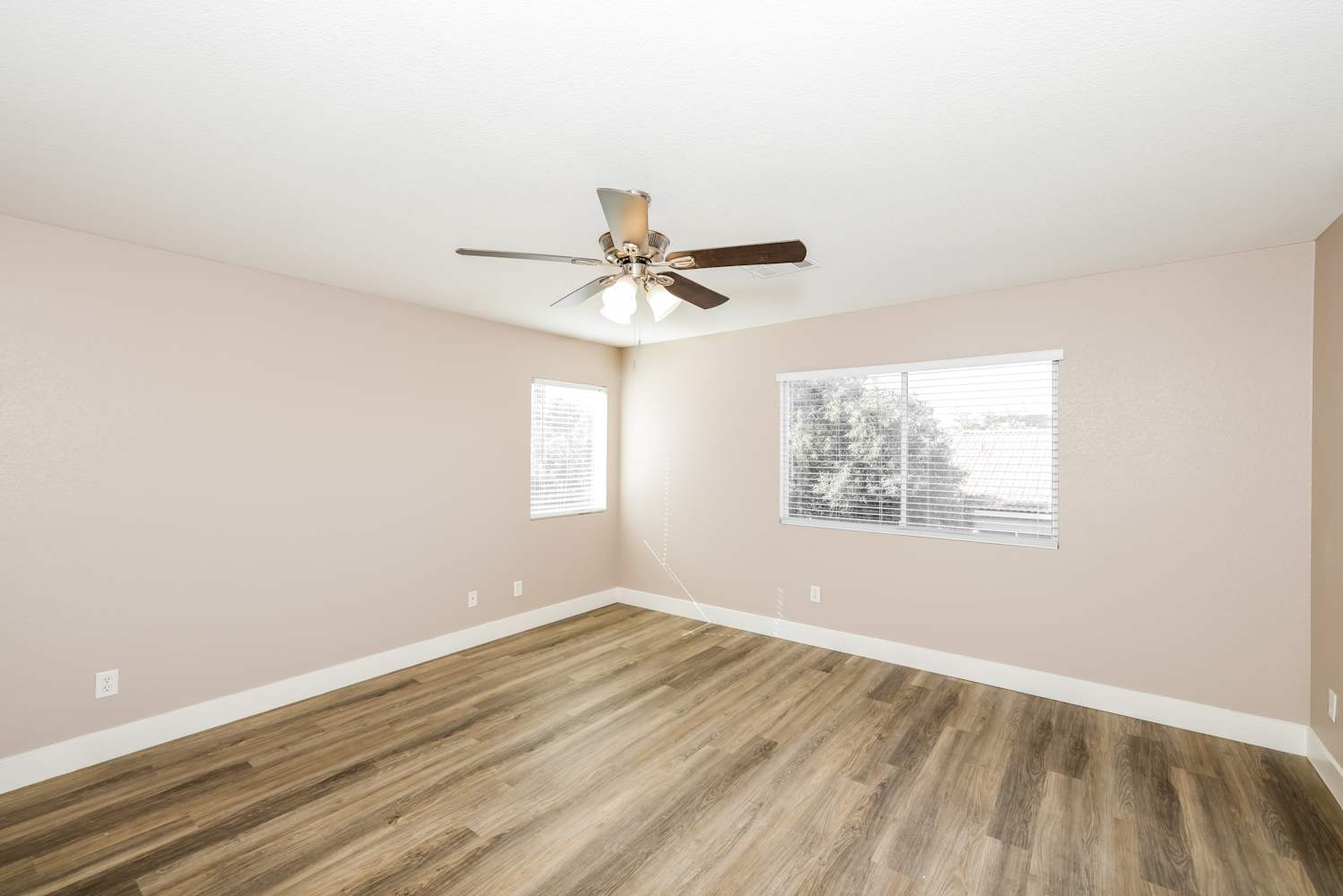 207 Malcolm St Henderson photo 11