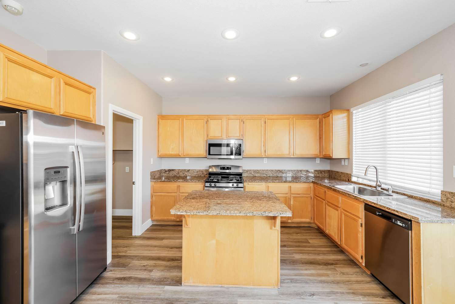 207 Malcolm St Henderson photo 8