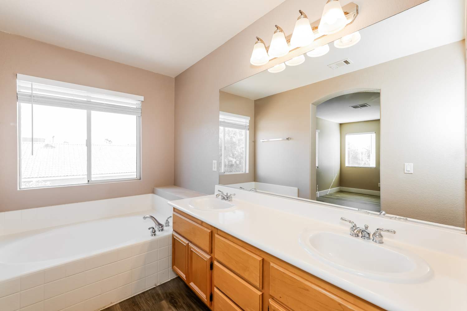 207 Malcolm St Henderson photo 15