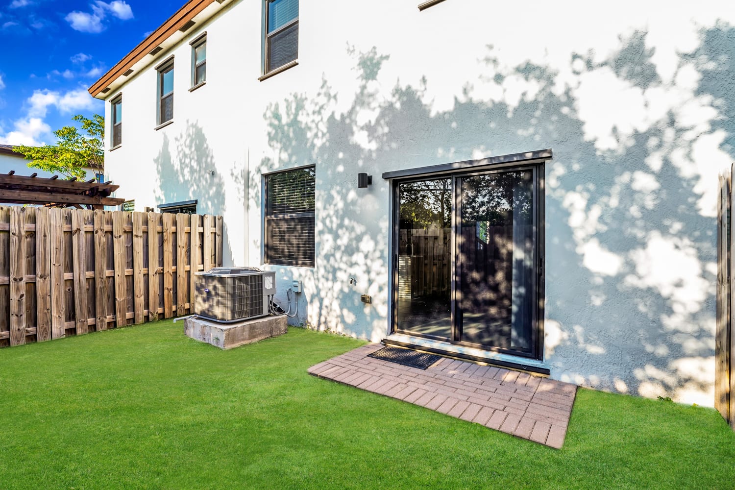 20772 Ne 2 Ct Miami photo 27