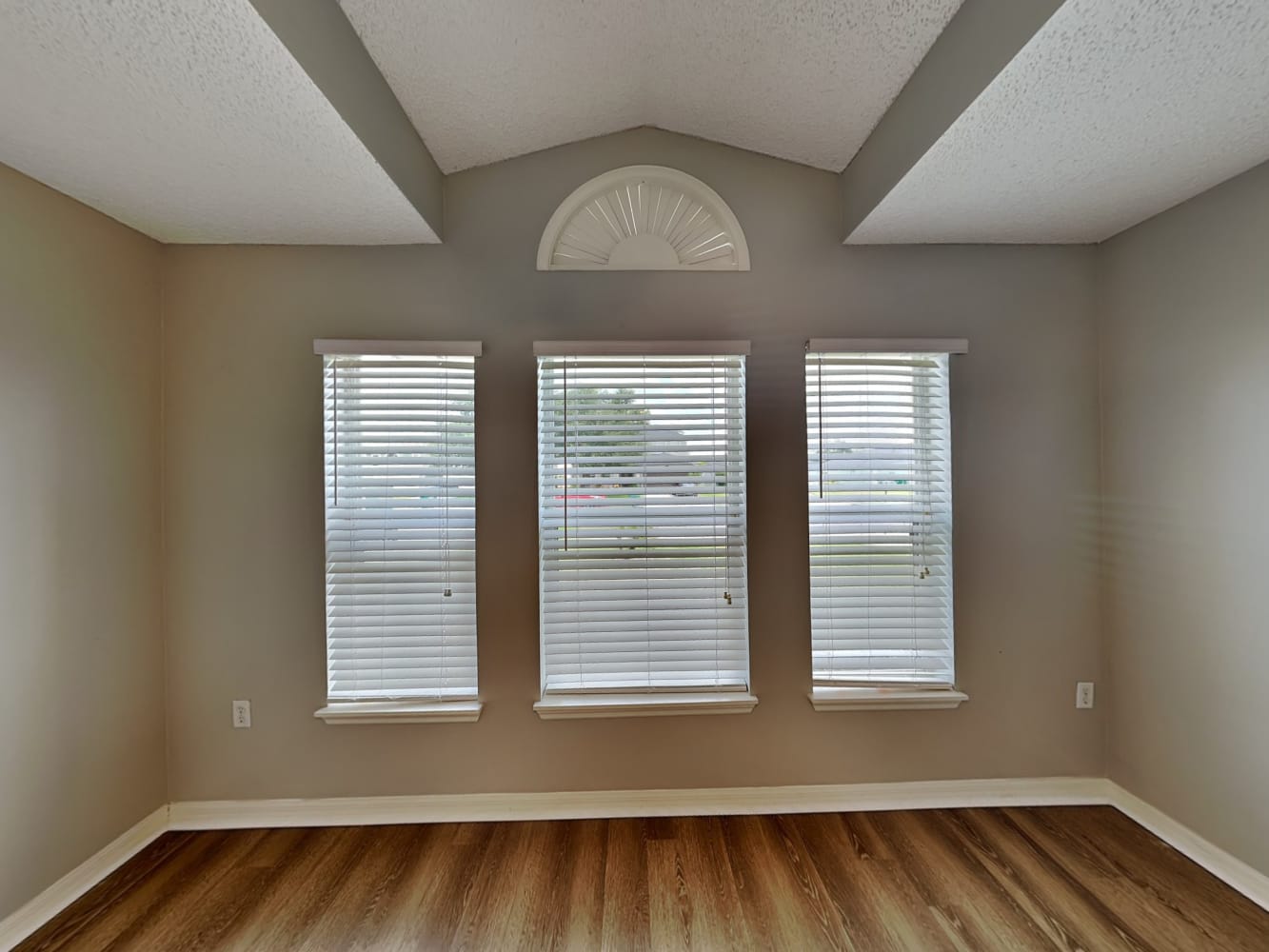 2100 Brookshire Cir Melbourne photo 13