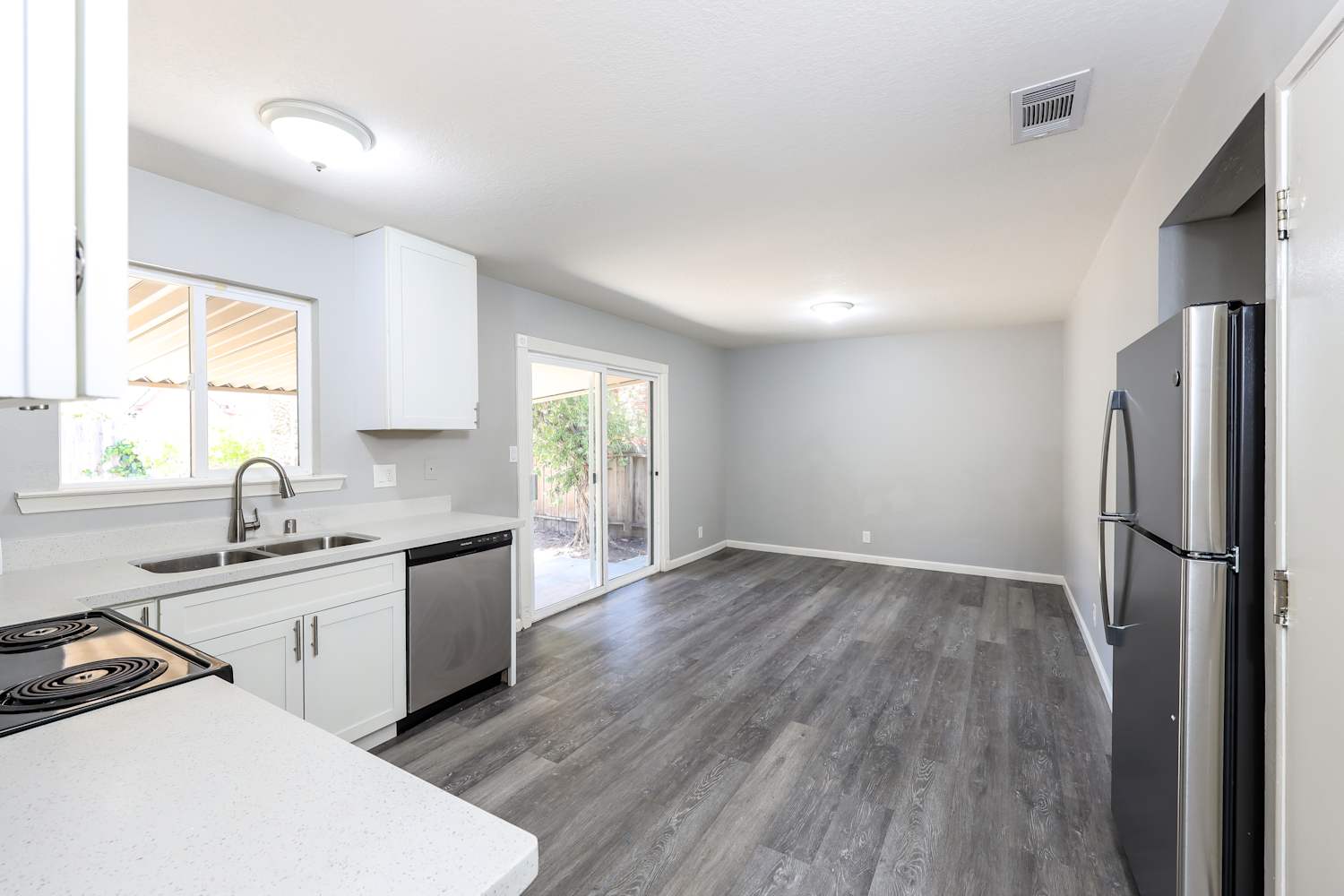 218 Princeton Ave Vallejo photo 8