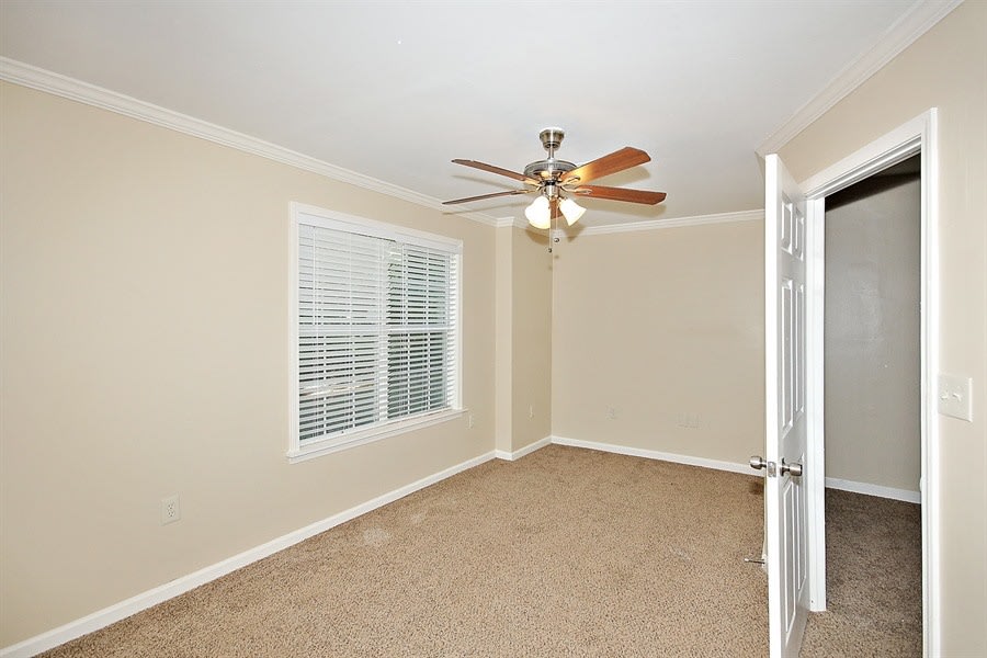 2190 Hampton Trl SE Conyers photo 8