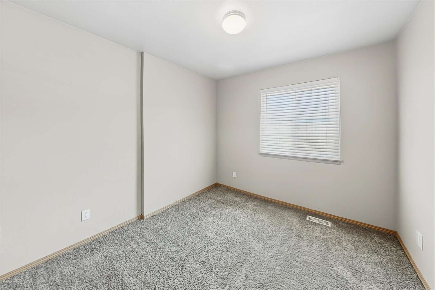 22420 44th Avenue Ct E Spanaway photo 15