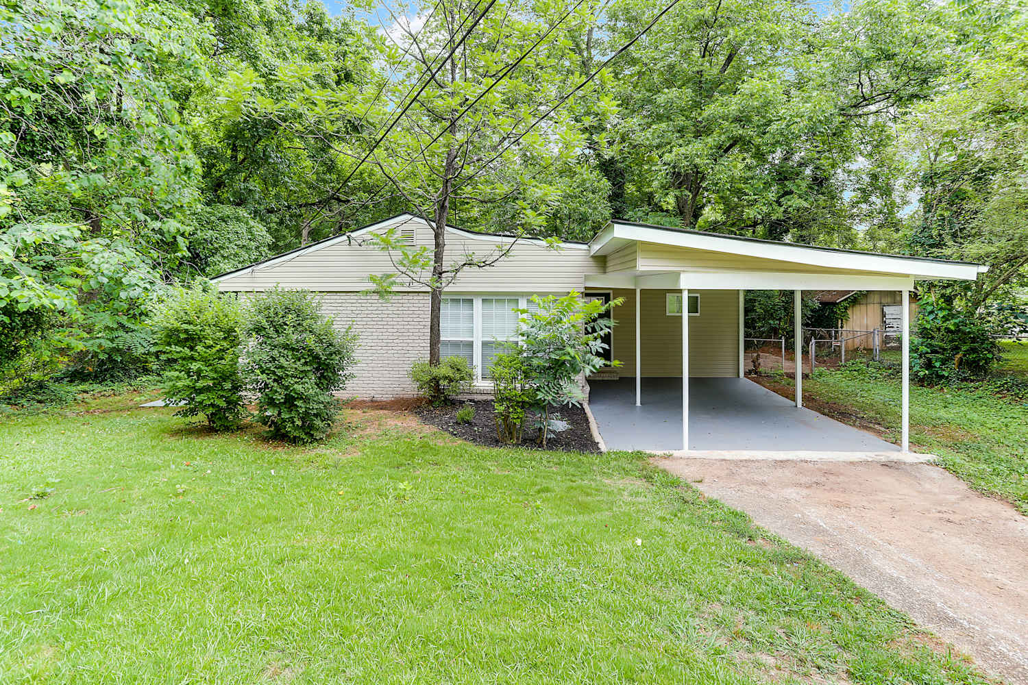 2254 Whites Mill Rd, Decatur