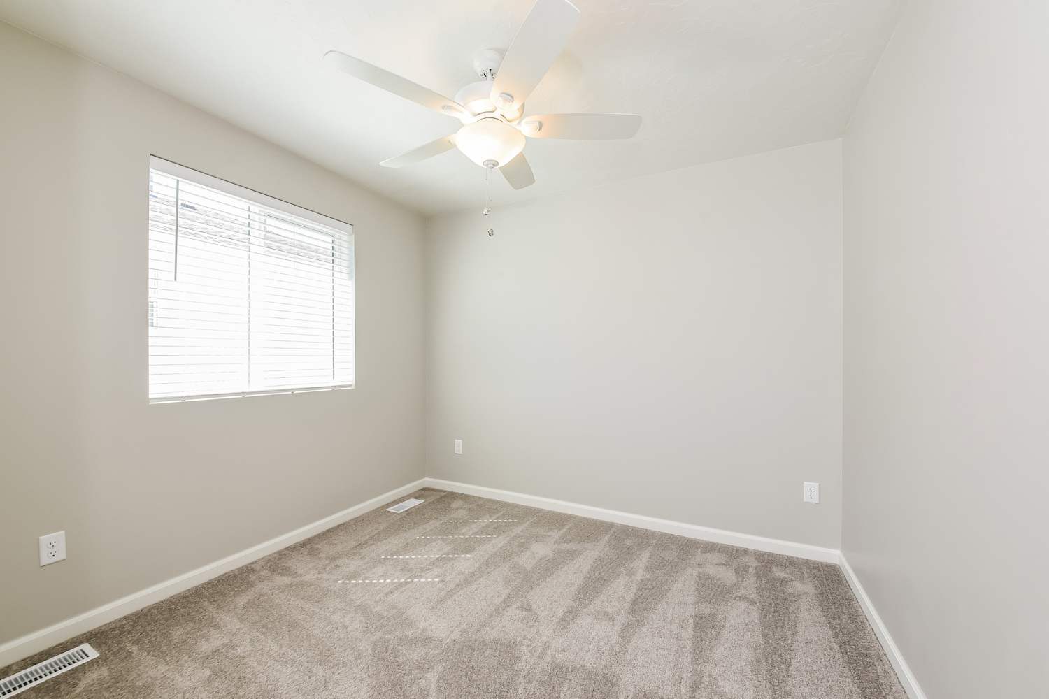 249 E Harker Creek St Saratoga Springs photo 14