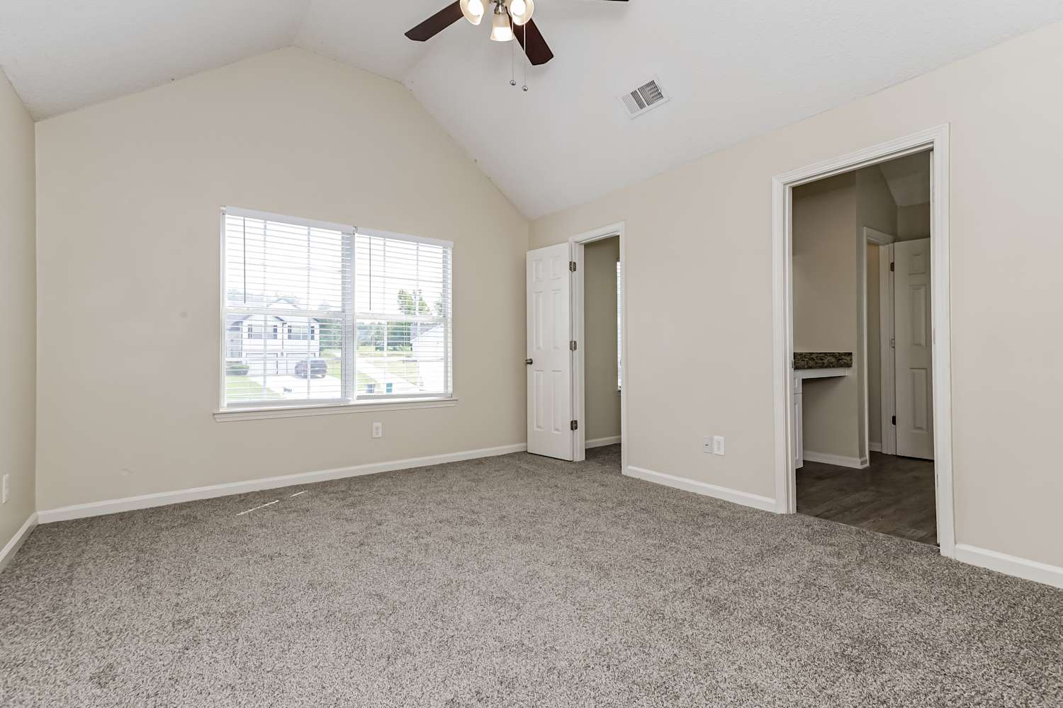252 Kings Cv Locust Grove photo 9