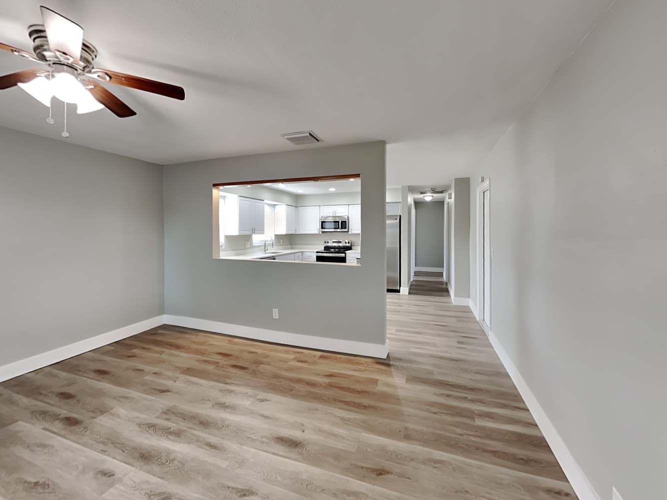310 93Rd Ave N St. Petersburg photo 4